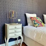 فندق مبيت وإفطار La Cour Carree - D'hotes 3*