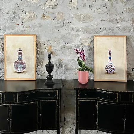 La Cour Carree - D'hotes Bed & Breakfast 3*