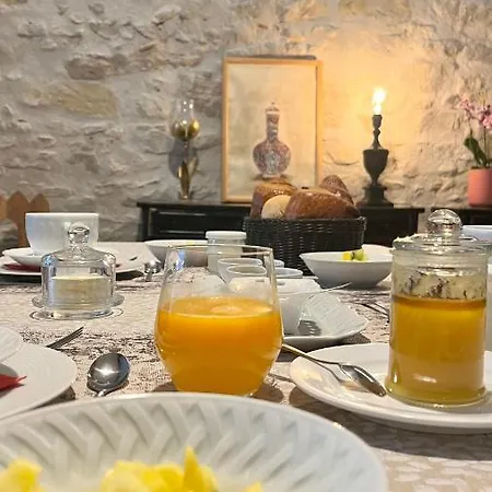 La Cour Carree - D'hotes Bed & Breakfast Carcassonne