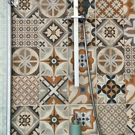 La Cour Carree - D'hotes Bed & Breakfast Carcassonne