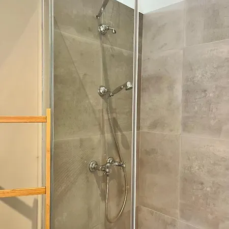 La Cour Carree - D'hotes Bed & Breakfast