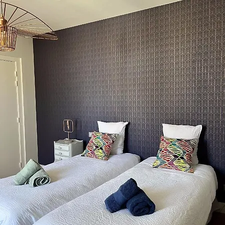 Bed & Breakfast La Cour Carree - D'hotes 3*