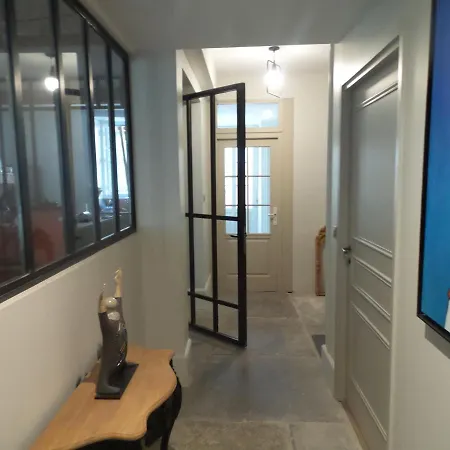 La Cour Carree Couette-café