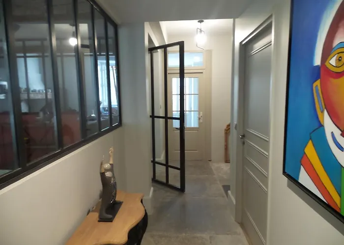 La Cour Carree - D'hôtes Alojamento de Acomodação e Pequeno-almoço